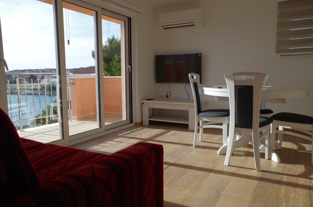 Villa Palas Apartments 2 Рогозниця Номер фото