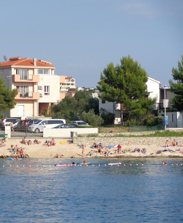 Villa Palas Apartments 2 Рогозниця Екстер'єр фото