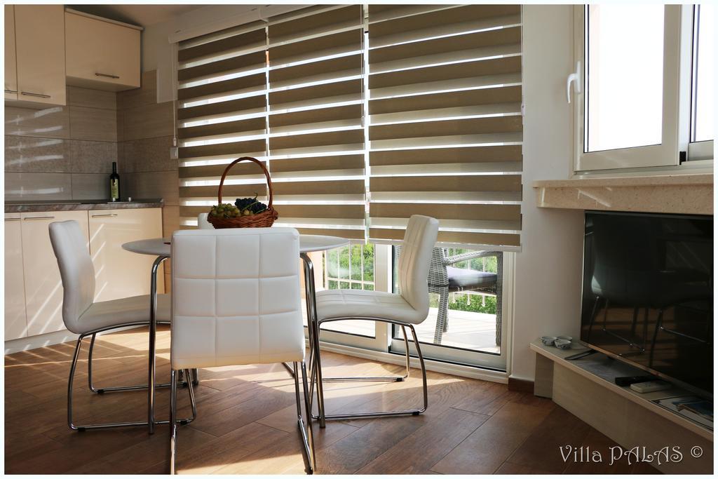 Villa Palas Apartments 2 Рогозниця Екстер'єр фото