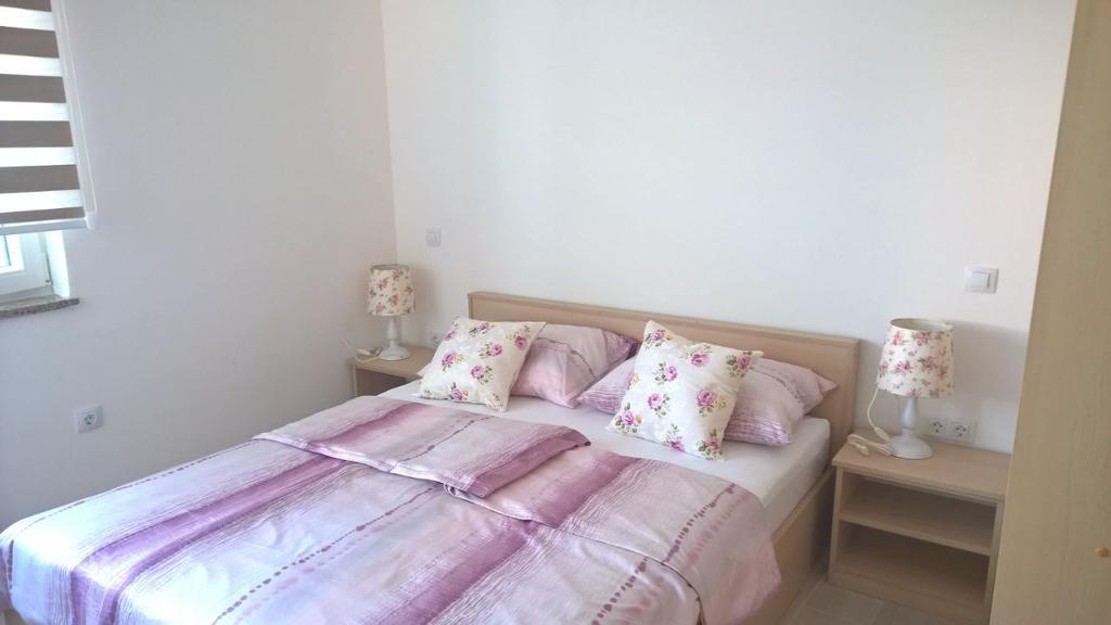 Villa Palas Apartments 2 Рогозниця Екстер'єр фото